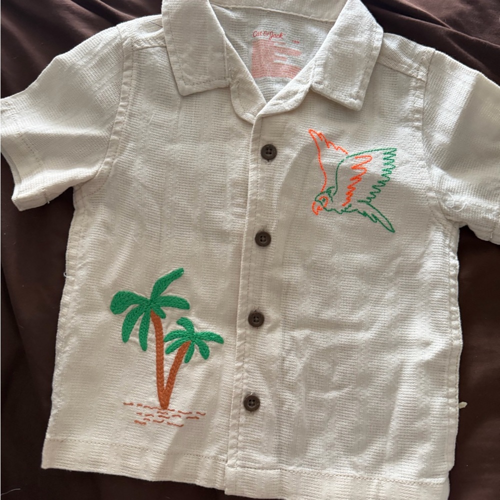 CAT & JACK button up - Picture 5 of 7